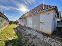 Eladó családi ház, Veszprémben 54.9 M Ft, 2 szobás