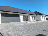 Eladó családi ház, Keszthelyen 160 M Ft, 3 szobás