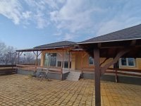Eladó családi ház, Dunaharasztin 217 M Ft, 3 szobás