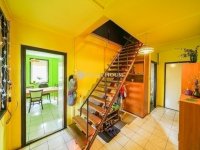 Eladó családi ház, Vecsésen 95 M Ft, 4 szobás