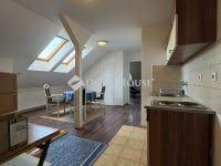 Kiadó téglalakás, albérlet