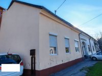 Eladó családi ház, Szigetváron 28 M Ft, 3 szobás