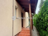 Eladó családi ház, Szentendrén 164.9 M Ft, 4 szobás