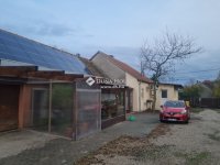 Eladó családi ház, Balatonszabadiban 89.9 M Ft, 5 szobás