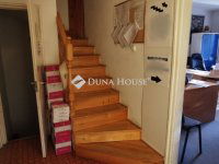 Eladó családi ház, Szentendrén 99 M Ft, 2 szobás