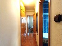 Eladó téglalakás