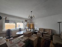 Eladó téglalakás, Pécsett 68.9 M Ft, 4 szobás