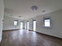 Eladó családi ház, Lipóton 72.9 M Ft, 3 szobás