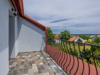 Eladó családi ház, Balatonalmádiban 169 M Ft, 5 szobás