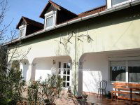 Eladó családi ház, III. kerületben 169 M Ft, 7 szobás