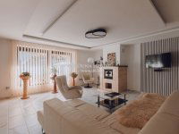 Eladó családi ház, Kecskeméten 225 M Ft, 5 szobás