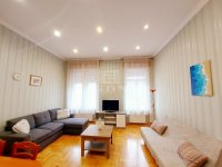 Kiadó téglalakás, albérlet, Budapesten, VI. kerületben