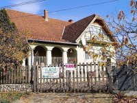 Eladó családi ház, Monostorapátin 89.9 M Ft, 7 szobás