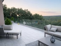 Eladó családi ház, Érden 299 M Ft, 5 szobás