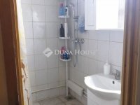 Eladó panellakás, XV. kerületben 69.9 M Ft, 2+1 szobás