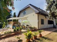 Eladó családi ház, Zamárdiban 139.7 M Ft, 8 szobás