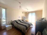 Eladó családi ház, II. kerületben 280.781 M Ft, 6 szobás