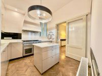 Eladó téglalakás, V. kerületben 480 M Ft, 4 szobás