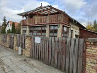 Eladó üzlethelyiség