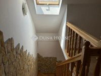 Eladó téglalakás, VI. kerületben 174.9 M Ft, 6 szobás