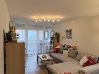 Eladó panellakás, Pécsett 64.5 M Ft, 3 szobás