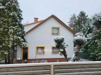 Eladó családi ház, Telkin 225 M Ft, 5+1 szobás