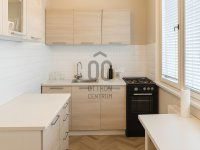 Eladó panellakás, Debrecenben 62.49 M Ft, 3 szobás