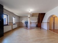 Eladó családi ház, XVIII. kerületben 104.9 M Ft, 6 szobás