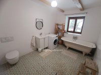 Eladó családi ház, Sukorón 104.9 M Ft, 3+1 szobás