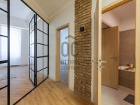 Eladó téglalakás, VI. kerületben 164 M Ft, 4 szobás