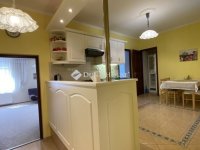 Eladó téglalakás, Székesfehérvárott 74.9 M Ft, 3 szobás