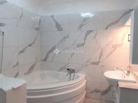 Eladó családi ház, Ádándon 53.5 M Ft, 6 szobás