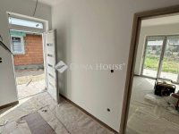 Eladó ikerház, Monorierdőn 65 M Ft, 4 szobás