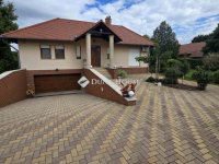 Eladó családi ház, Kecskeméten 269 M Ft, 6 szobás