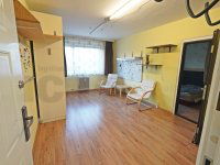 Eladó panellakás, Szegeden, Szilléri soron 59.9 M Ft, 2+2 szobás