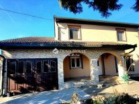 Eladó családi ház, Balástyán 84.5 M Ft, 6 szobás