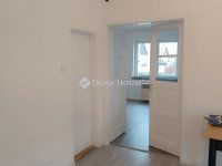 Eladó családi ház, Tápiószecsőn 59.9 M Ft, 5 szobás