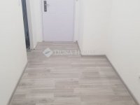 Eladó panellakás, Pécsett 56.5 M Ft, 2 szobás