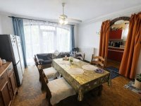 Eladó családi ház, Izsákon 34.5 M Ft, 6 szobás