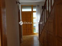 Eladó családi ház, XVIII. kerületben 170 M Ft, 7 szobás