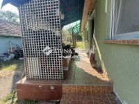 Eladó családi ház, Úrin 51.3 M Ft, 4 szobás