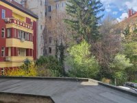 Eladó téglalakás, XI. kerületben, Kosztolányi Dezső téren