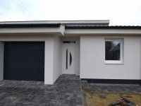 Eladó ikerház, Hajdúsámsonon 94 M Ft, 3+1 szobás