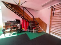 Eladó családi ház, Pápán 129 M Ft, 10 szobás