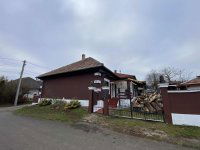 Eladó családi ház, Versegen 84.9 M Ft, 6 szobás