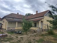 Eladó családi ház, Tiszaroffon 16.5 M Ft, 3 szobás