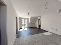 Eladó téglalakás, Kecskeméten 112.5 M Ft, 4 szobás