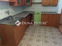 Eladó családi ház, Bólyban 51.9 M Ft, 6 szobás