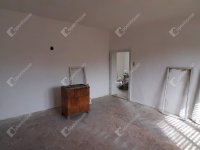 Eladó családi ház, Zalabaksán 18 M Ft, 4 szobás