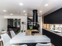 Eladó családi ház, Szombathelyen 199 M Ft, 3+2 szobás